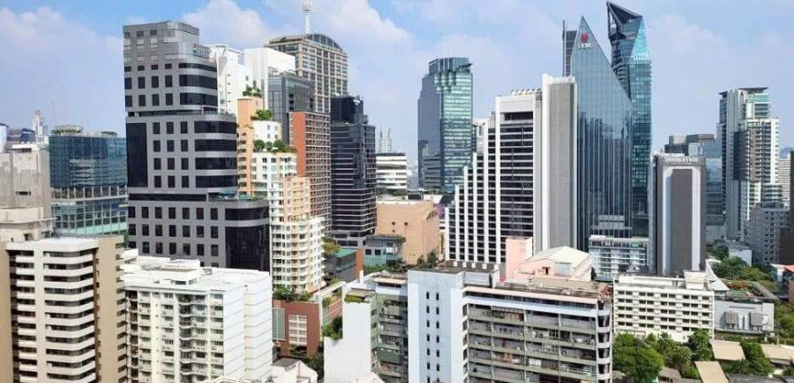 2 Bedroom with Balcony Condo for Rent – BTS Phrom Phong
