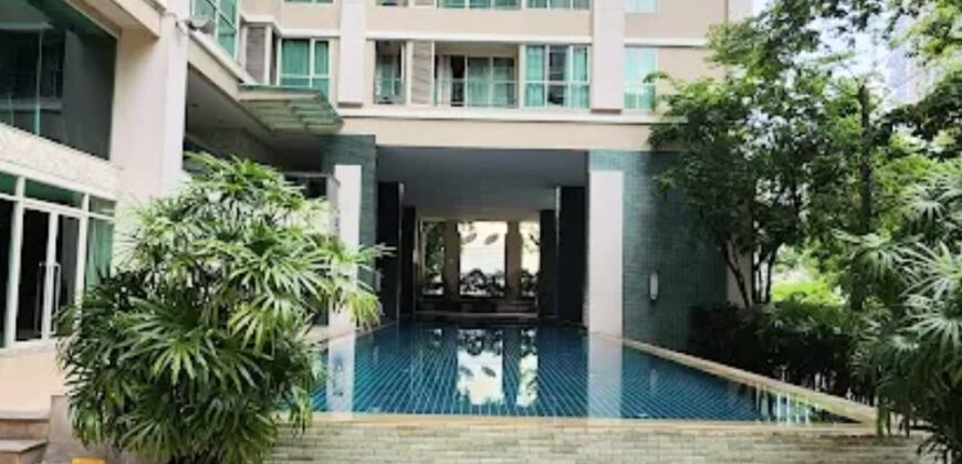 Condo for Rent 1 bedroom with Big Space Near BTS Chidlom Bangkok