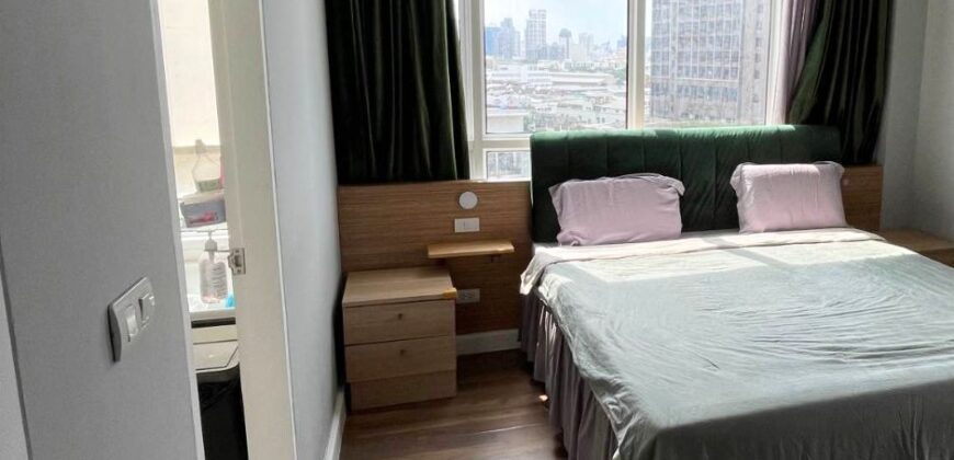 2 bedrooms condo for rent at Sukhumvit near BTS Phra Khanong