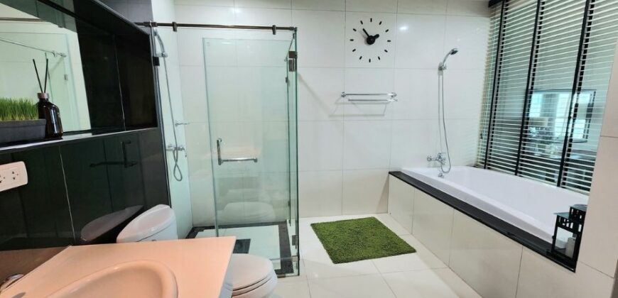 Condo for Rent 1 bedroom with Big Space Near BTS Chidlom Bangkok