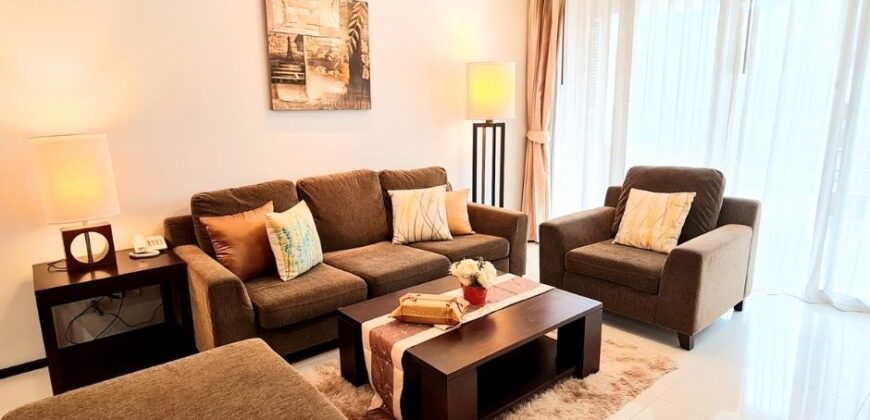 2-Bedroom Condo for Rent | Sukhumvit 39 with 160 sq.m. Bright and Comfort Living